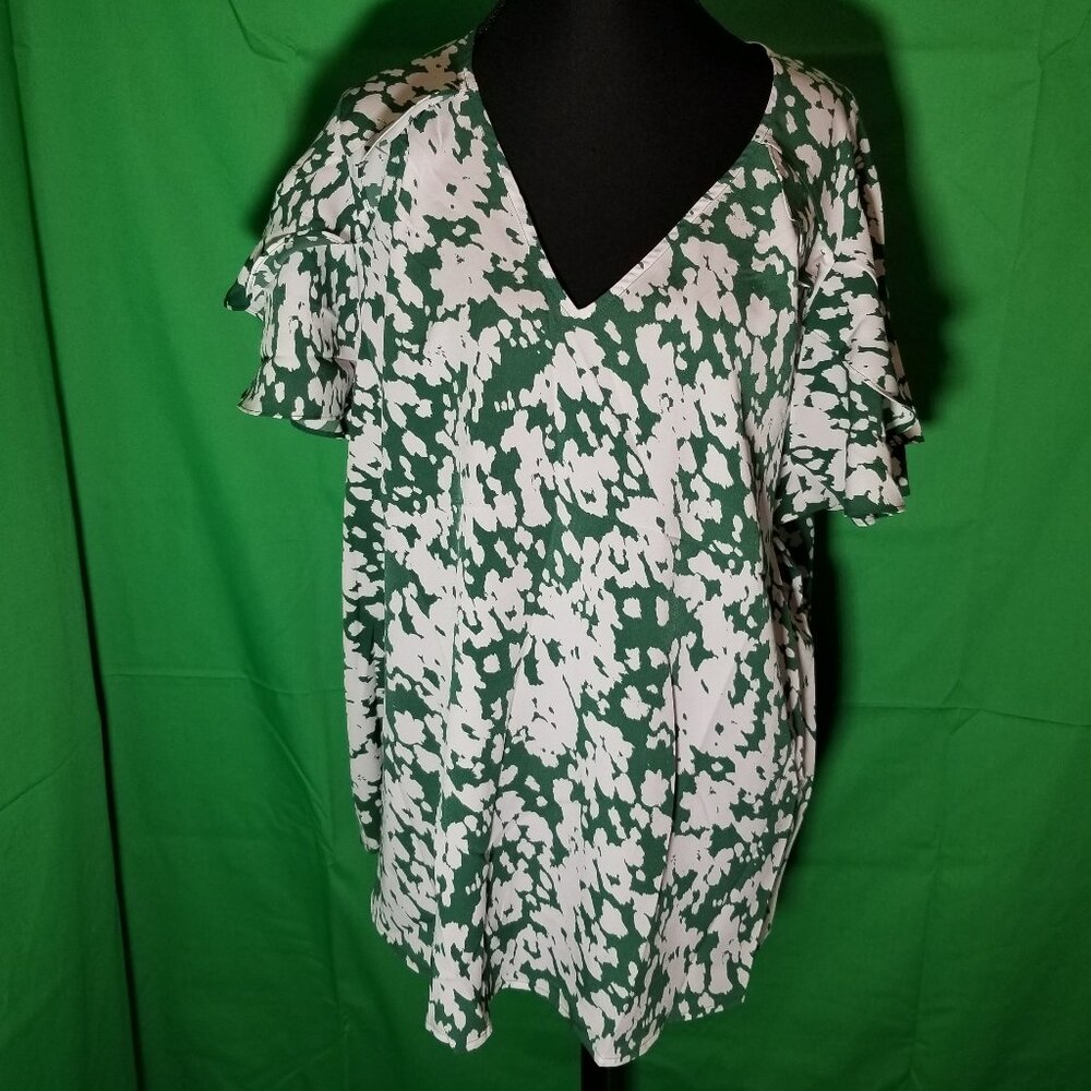 Lane Bryant Womens Size 14 Flutter Sleeve Blouse Green White Office‎ Party Retro